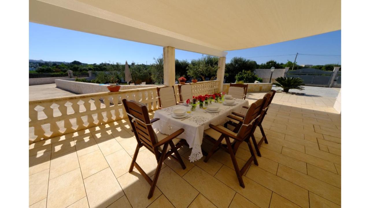 Tenuta con due abitazioni indipendenti Martina Franca Esterno foto
