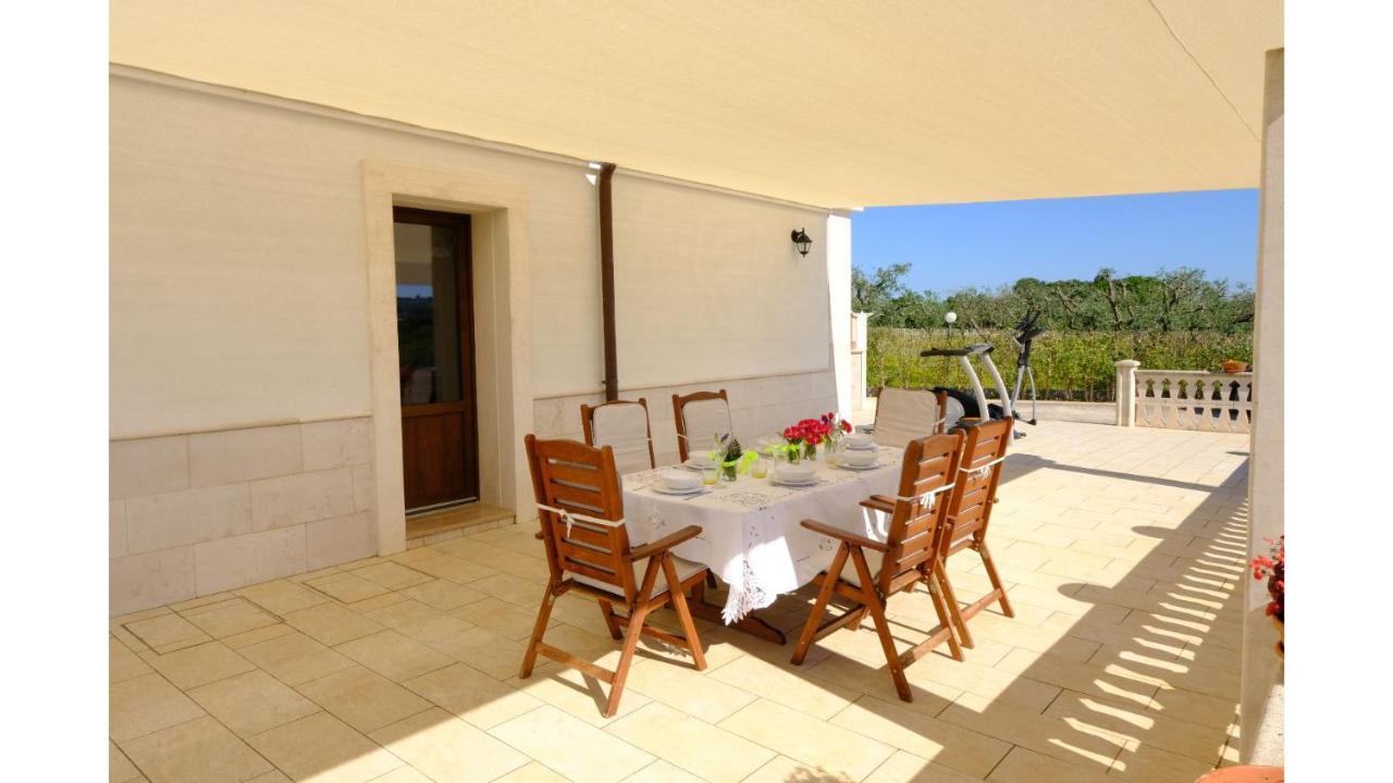 Tenuta con due abitazioni indipendenti Martina Franca Esterno foto