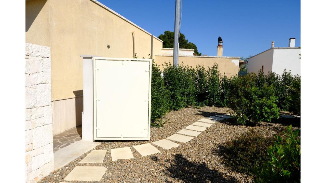 Tenuta con due abitazioni indipendenti Martina Franca Esterno foto