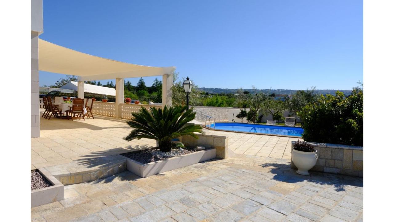 Tenuta con due abitazioni indipendenti Martina Franca Esterno foto