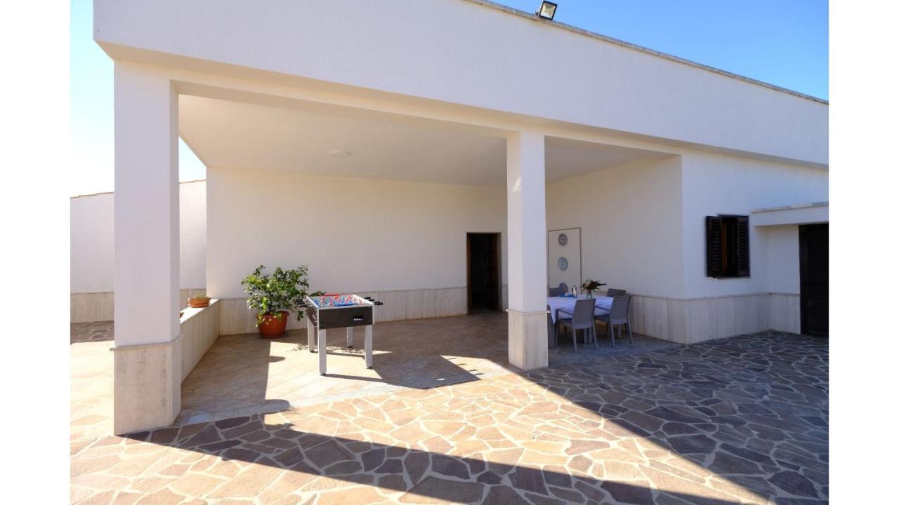 Tenuta con due abitazioni indipendenti Martina Franca Esterno foto