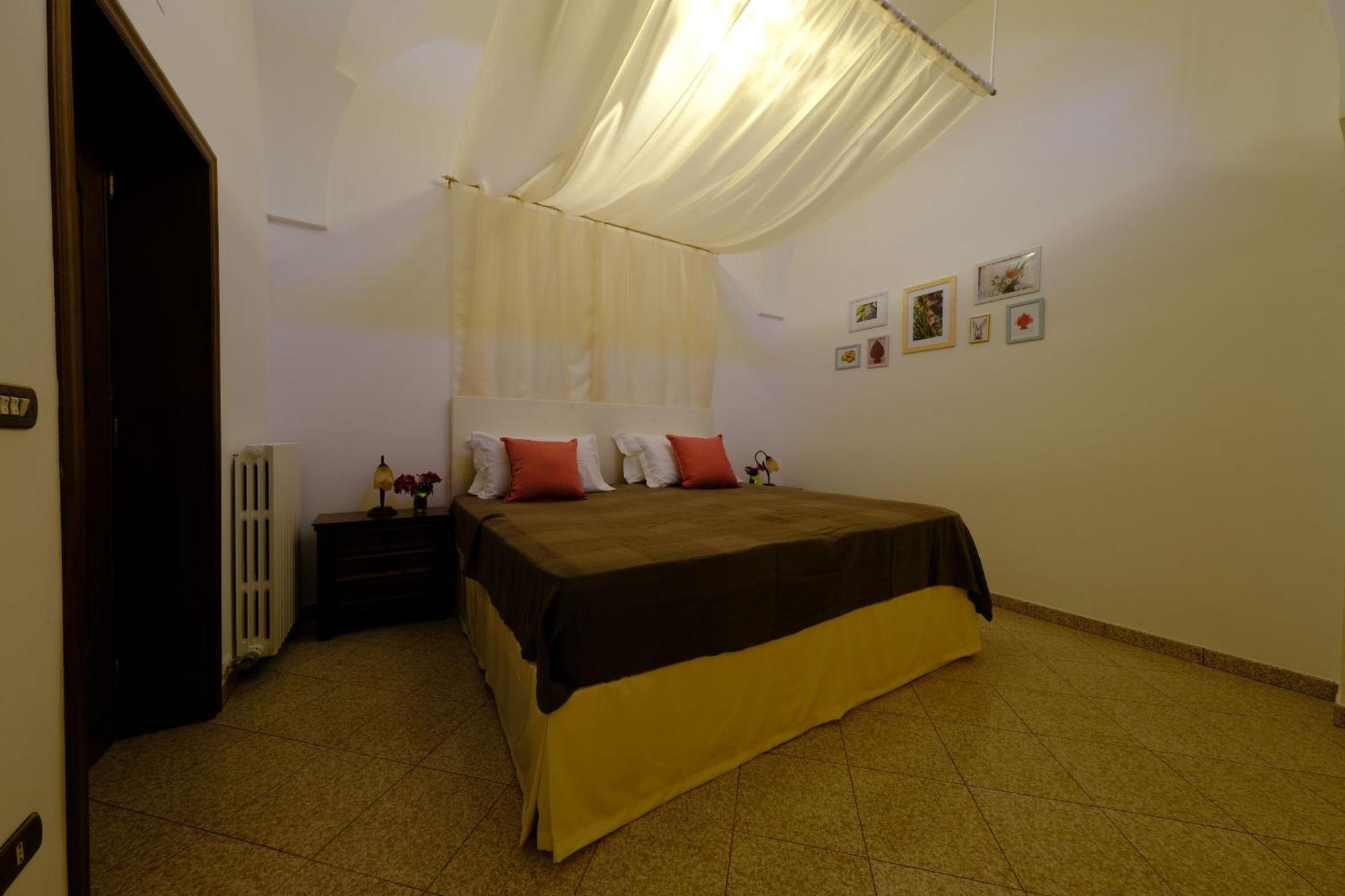 Tenuta con due abitazioni indipendenti Martina Franca Esterno foto
