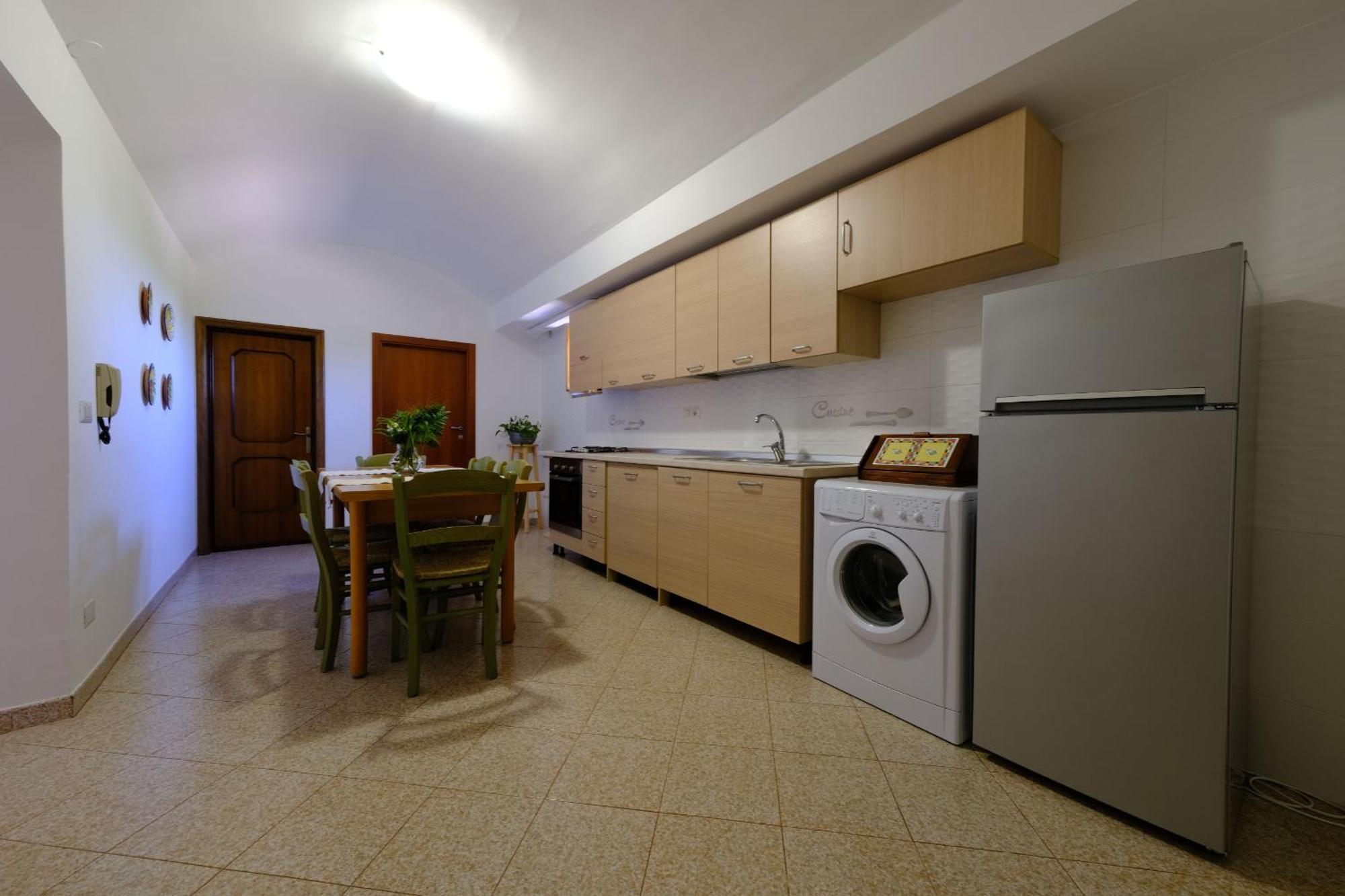 Tenuta con due abitazioni indipendenti Martina Franca Esterno foto