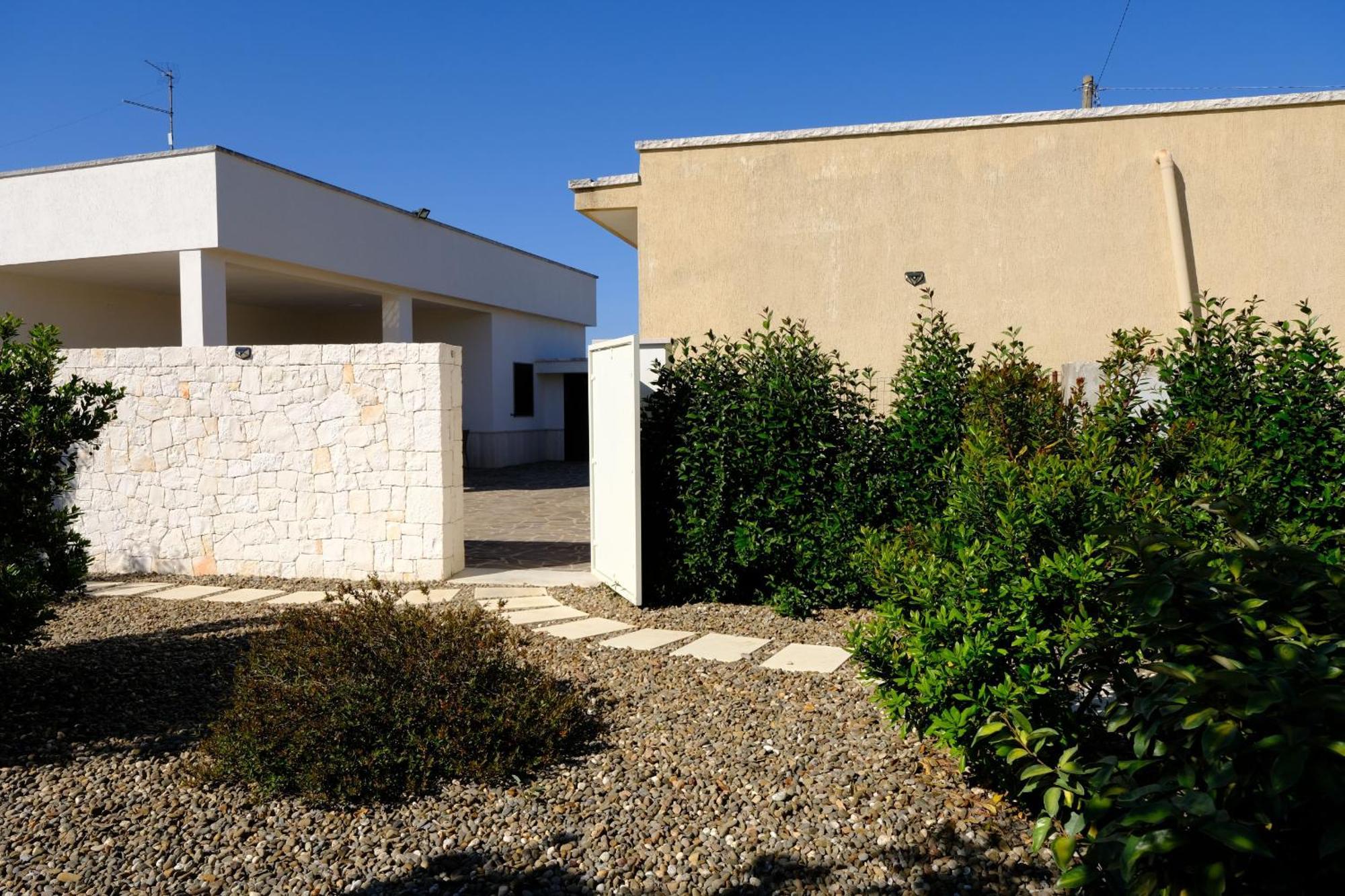 Tenuta con due abitazioni indipendenti Martina Franca Esterno foto